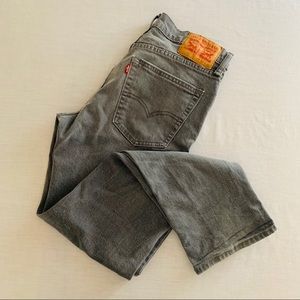✨4 for $20✨ Men’s Levi’s  Jeans. W31 / L32